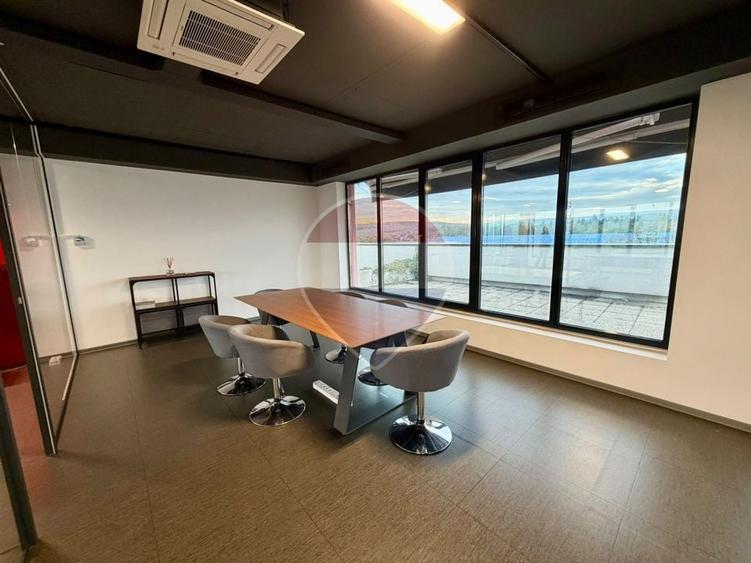 Birou, de 166.44999694824 mp, în Someșeni