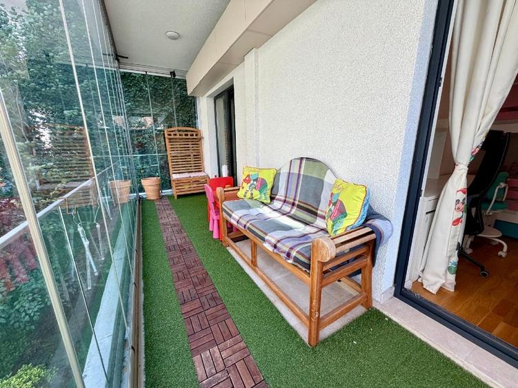 Apartament cu 3 camere semidecomandat, mobilat în Unirii