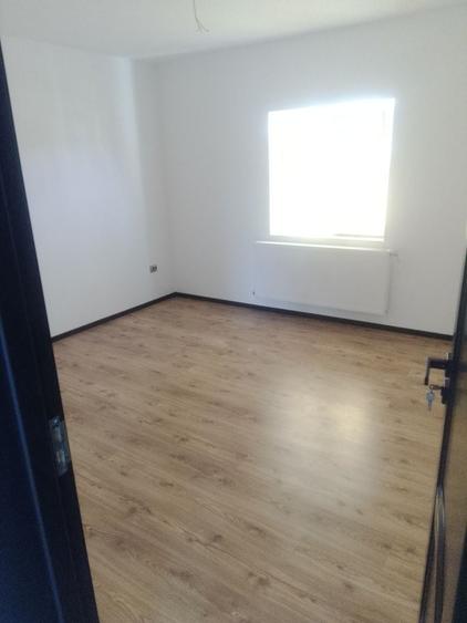Casă cu 3 camere în Beregsău Mare