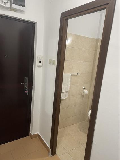 Apartament cu 2 camere semidecomandat în Valea Rosie
