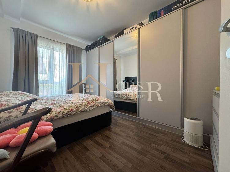Apartament cu 3 camere decomandat, mobilat în Buziașului