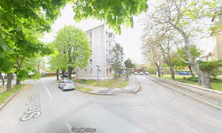 Apartament cu 3 camere semidecomandat în Ultracentral