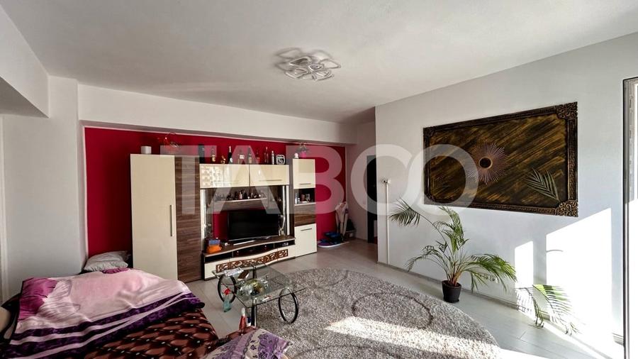 Apartament cu 2 camere decomandat, mobilat în Mihai Viteazul