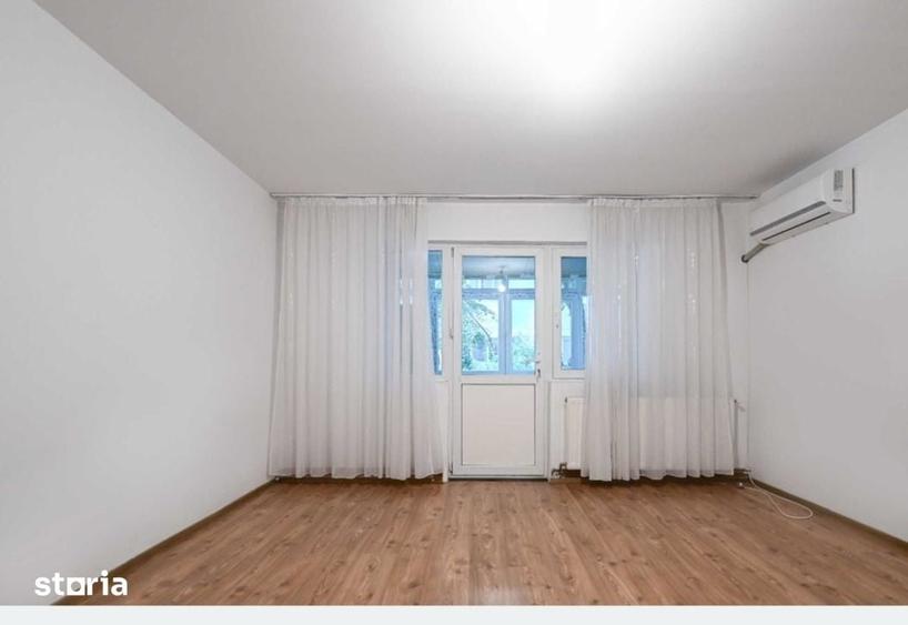 Apartament cu 2 camere semidecomandat în Calea București