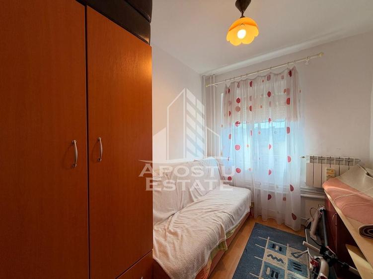 Apartament cu 2 camere semidecomandat, mobilat în Torontalului