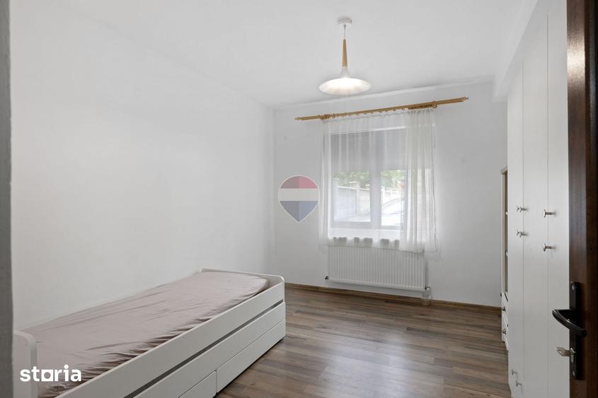 Apartament cu 3 camere în Șega