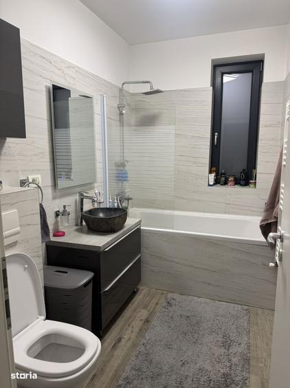 Apartament cu 3 camere decomandat în Giroc