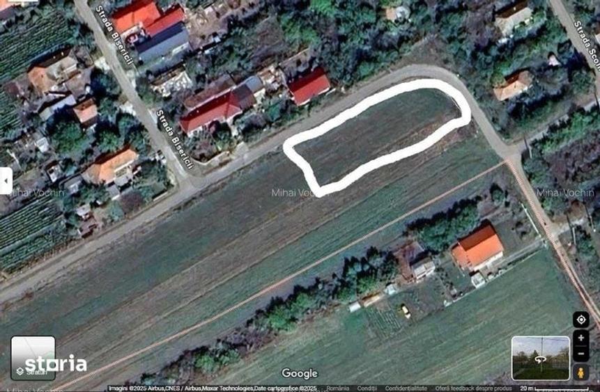 Teren de 1400 mp, în Comana