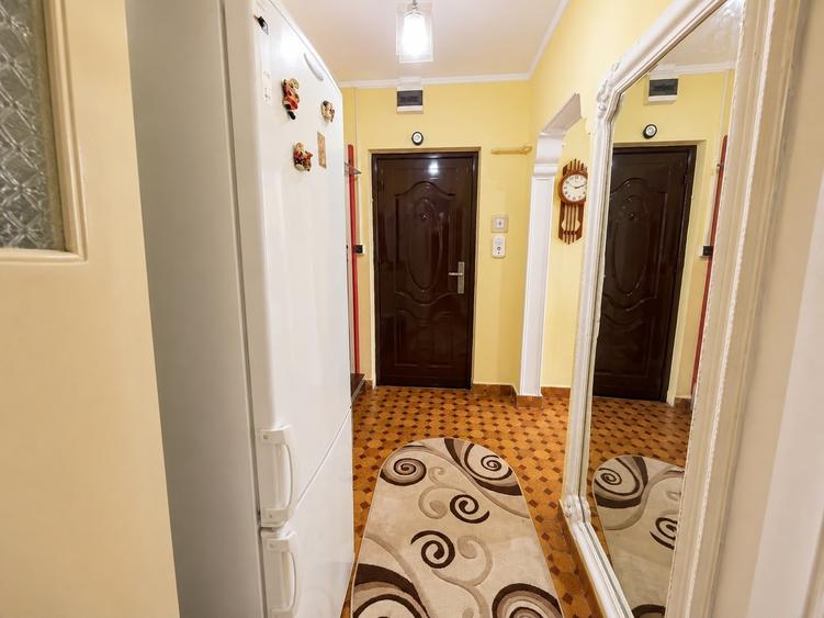 Apartament cu 2 camere decomandat, mobilat în Inel II