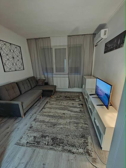 Dau in chirie garsoniera renovata str. Poienitei 27 - 4
