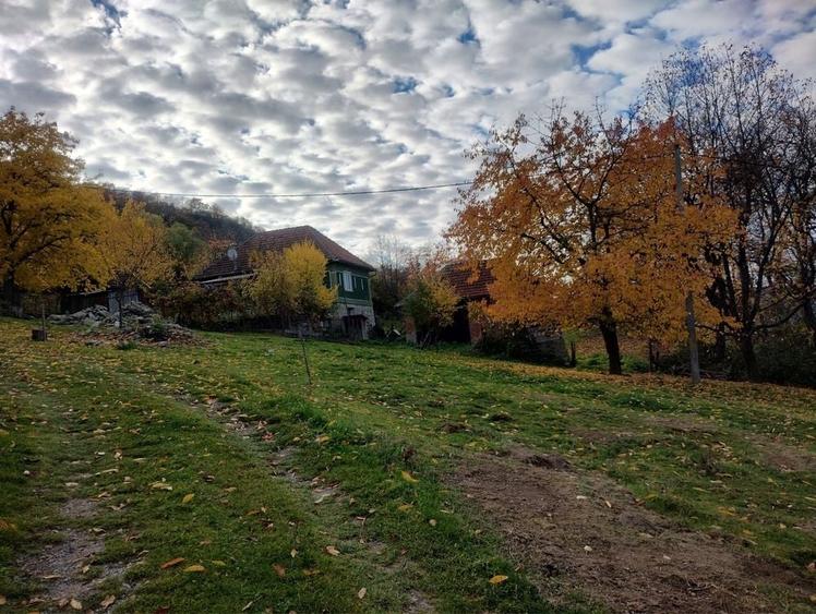 Casă cu 2 camere în Bratca