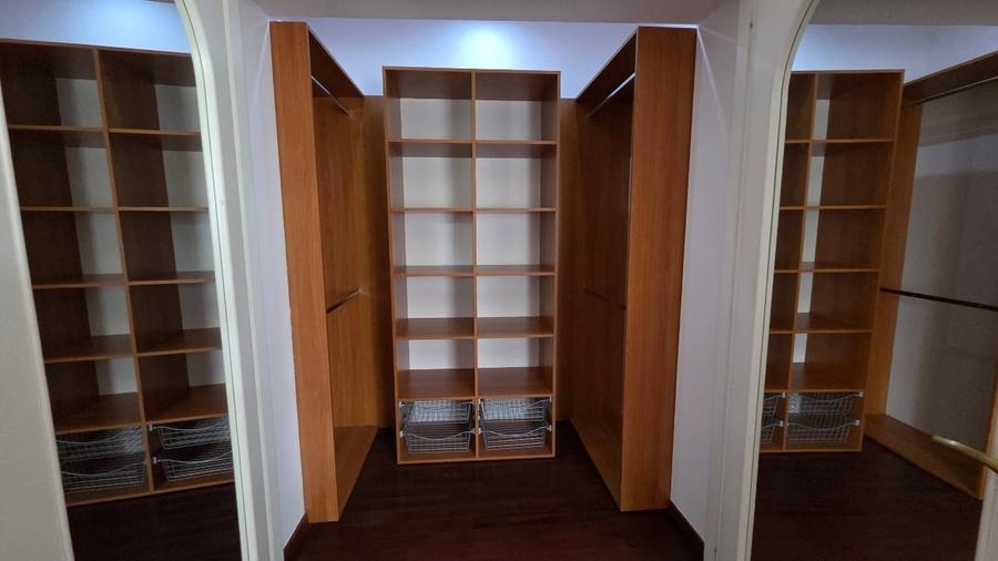 Apartament cu 4 camere decomandat, mobilat în Primăverii