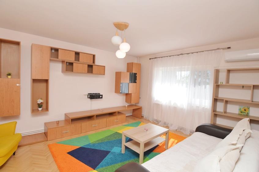 Apartament cu 3 camere decomandat în Brâncoveanu