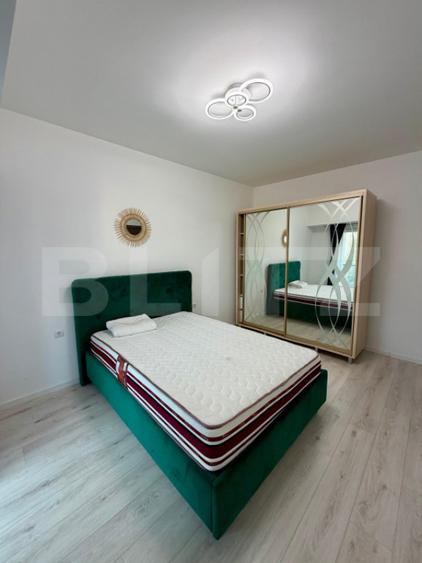 Apartament cu 3 camere semidecomandat, mobilat în Horea