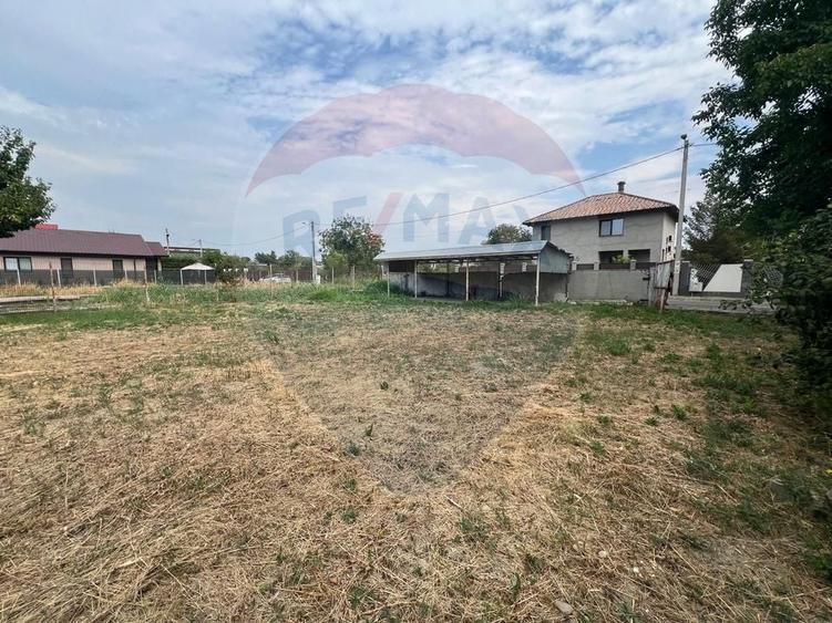 Teren Construcții intravilan de 491 mp, în Sud-Est