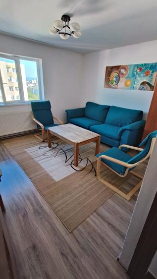 Apartament cu 2 camere decomandat în Exterior Vest