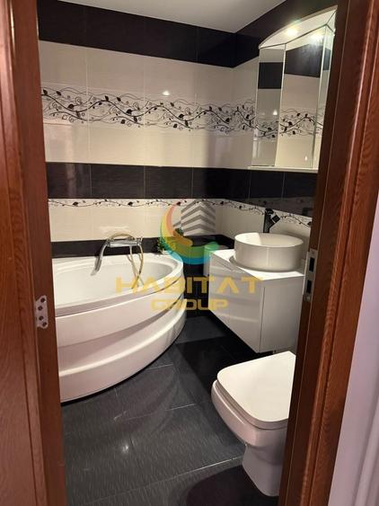Apartament cu 3 camere decomandat în Apărătorii Patriei