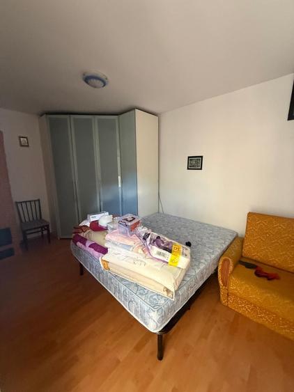 Casă cu 3 camere în Central