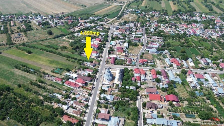 Teren de 4699 mp, în Milcovul