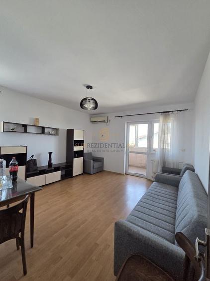 Apartament cu 2 camere semidecomandat, mobilat în 1 Decembrie