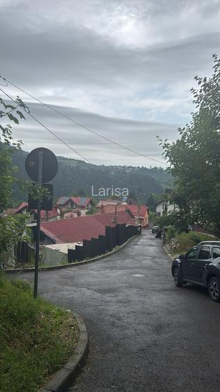 Vand casa renovabila cu teren de 345 mp in Schei