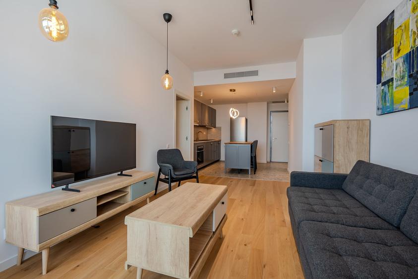 Apartament cu 2 camere semidecomandat în Floreasca