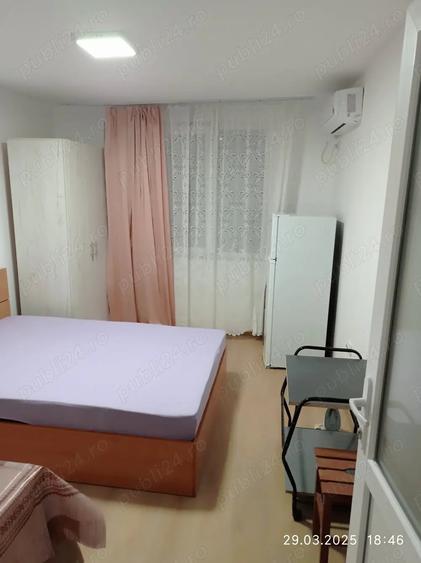 Garsonieră decomandată în Micro 19