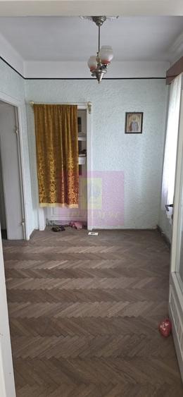 Casă cu 2 camere în Central