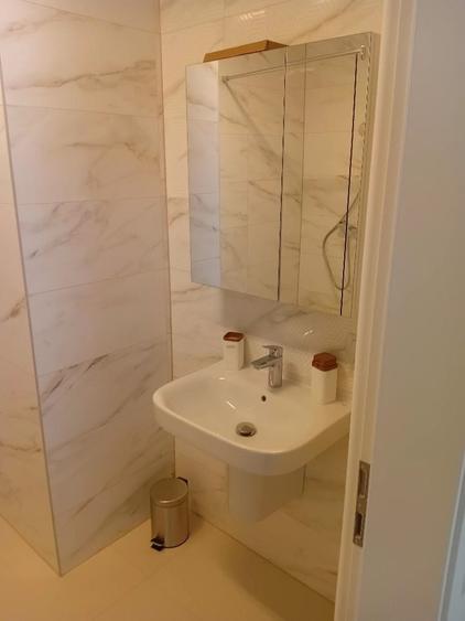 Apartament cu 3 camere decomandat în Sânpetru
