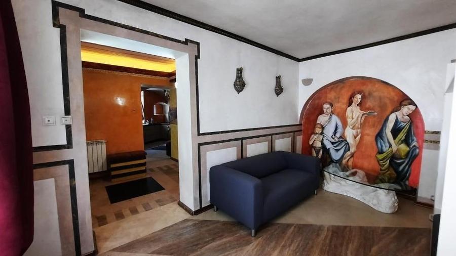 Apartament cu 2 camere semidecomandat, mobilat în Ultracentral