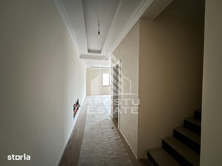 Casă cu 5 camere cu Teren 260 Mp în Giarmata