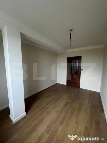 Casă cu 5 camere cu Teren 500 Mp în Giroc