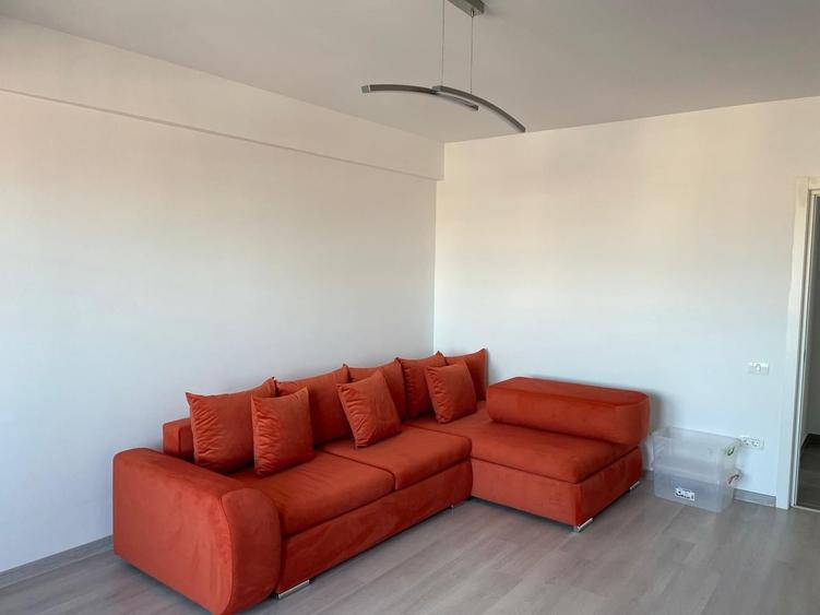 Apartament cu 2 camere decomandat, mobilat în Kamsas