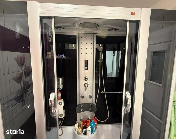 Apartament cu 3 camere decomandat în Ultracentral