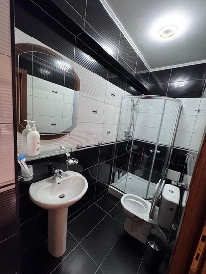 Apartament cu 2 camere decomandat în Exterior Vest
