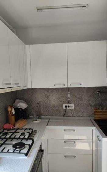 Apartament cu 2 camere decomandat în Inel I