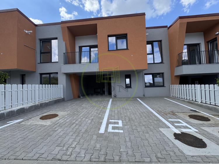 Apartament cu 3 camere decomandat în Apahida