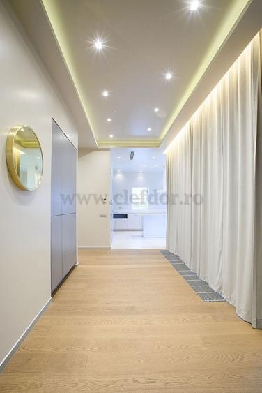 Apartament cu 5 camere decomandat, mobilat în Pipera