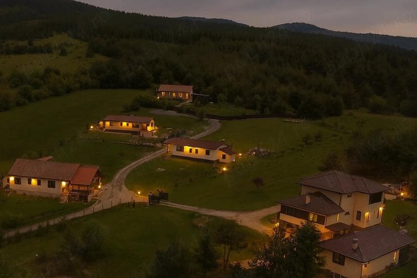 Teren de 1000 mp, în Central