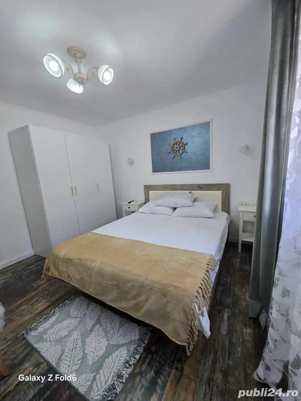 Apartament cu 3 camere semidecomandat în Jurilovca