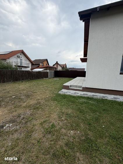 Casă cu 5 camere cu Canalizare în Tărlungeni