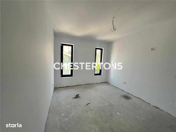 Vila moderna, 4 camere + curte ,zona linistita, oportunitate unica - 13