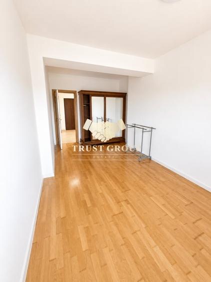 Apartament cu 3 camere decomandat, mobilat în Dacia