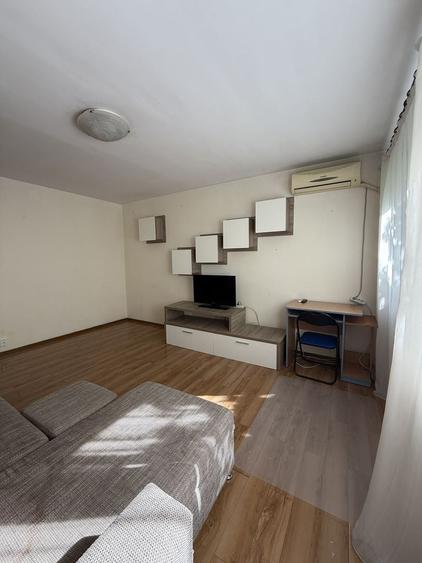 Apartament 2 camere de închiriat — Bd. Dimitrie Cantemir, Sector 4 - 18