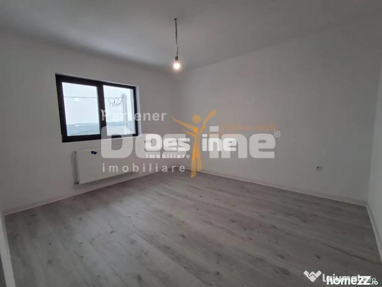 Casă cu 4 camere cu Teren 325 Mp în Valea Adâncă