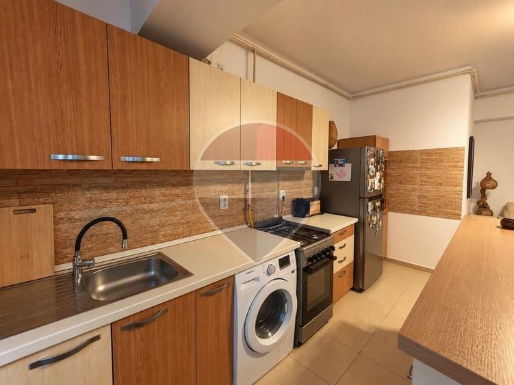 Apartament 2 camere și 2 bai + loc de parcare - 4