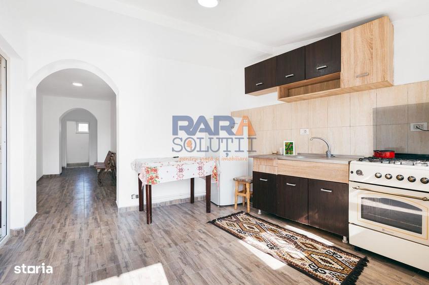 Casă cu 2 camere cu Teren 250 Mp în Central