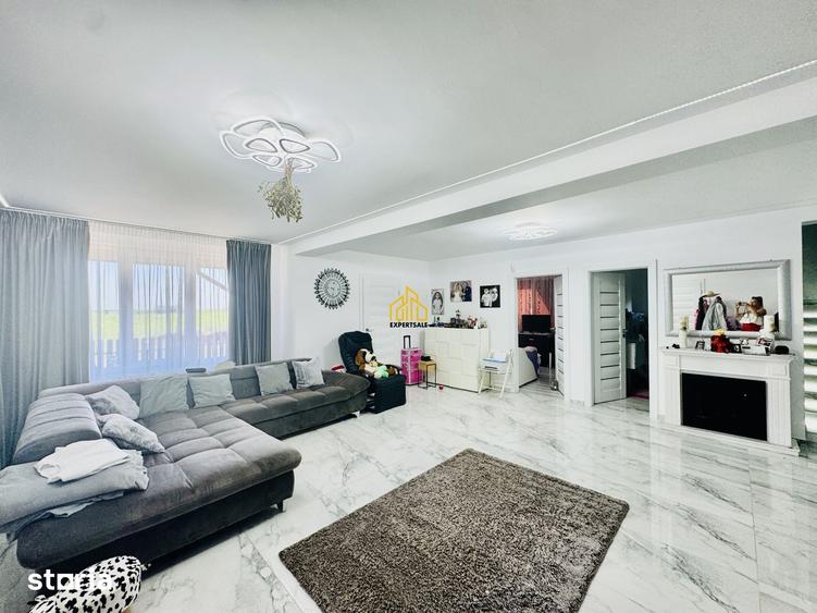 Casă cu 5 camere cu Teren 1000 Mp în Clinceni