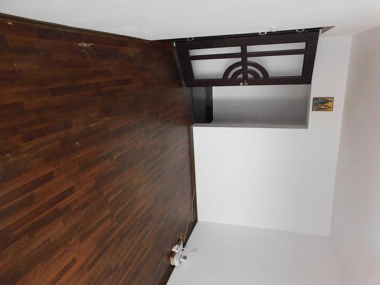 Apartament cu 3 camere decomandat în Exterior Vest