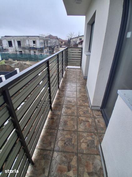 Casă cu 5 camere cu Teren 226 Mp în Odăi